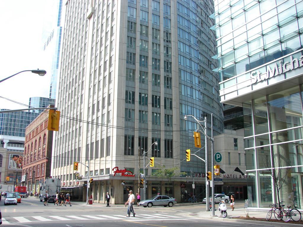 Visitor Accommodation Toronto Extérieur photo